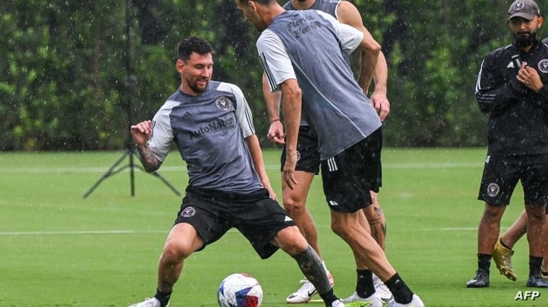 أنظار العالم تتجه إلى مباراة ميسي الأولى بقميص إنتر ميامي