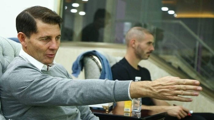 كاساس يواصل جولته الاوروبية لمتابعة المحترفين