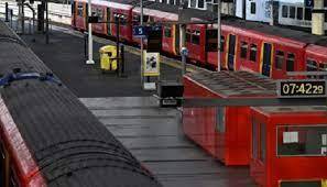 بريطانيا.. إضراب جديد لموظفي السكك الحديدية