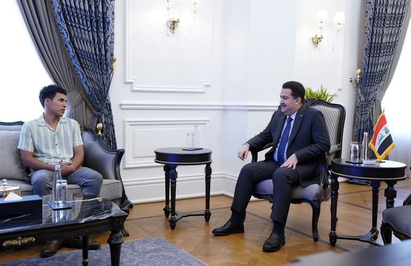 السوداني يوجّه بتكريم عامل بناء أنقذ العشرات من حادثة حريق في النجف