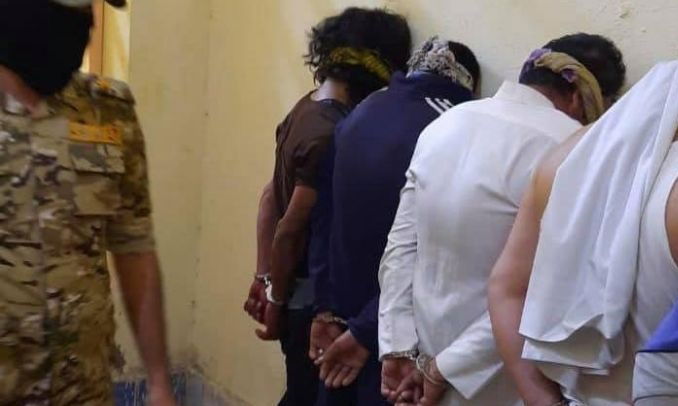 بينها مخدرات.. اعتقال 30 متهمًا في قضايا متنوعة بميسان