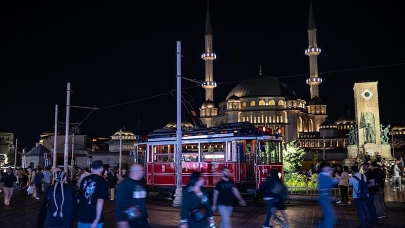 إسطنبول تستضيف أكثر من 11 مليون سائح في 8 أشهر