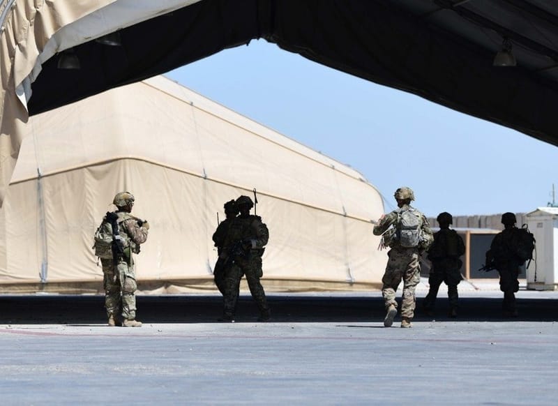 استهداف قاعدة التنف عند الحدود السورية العراقية بثلاث طائرات مسيرة