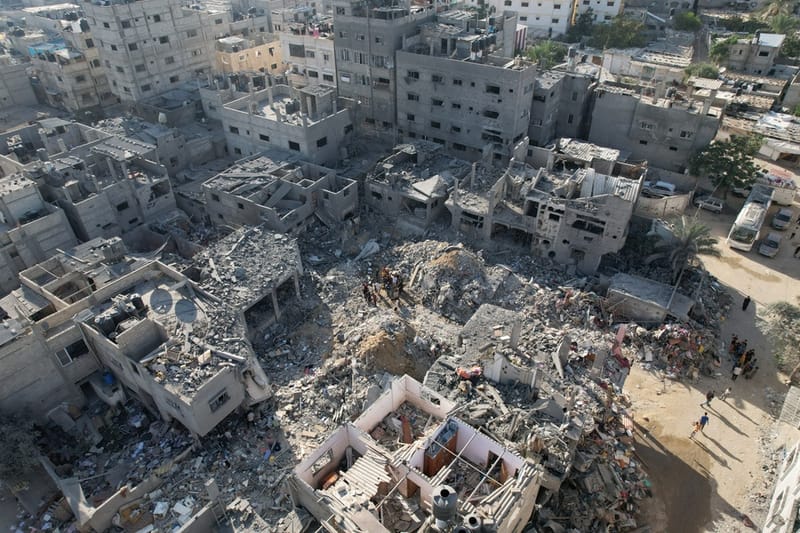 قادة دول الاتحاد الأوروبي يبحثون الدعوة إلى "هدنة إنسانية" في قطاع غزّة