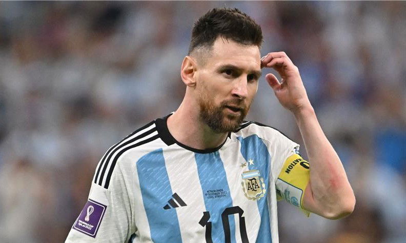 ميسي على رأس قائمة الأرجنتين لمواجهة البرازيل