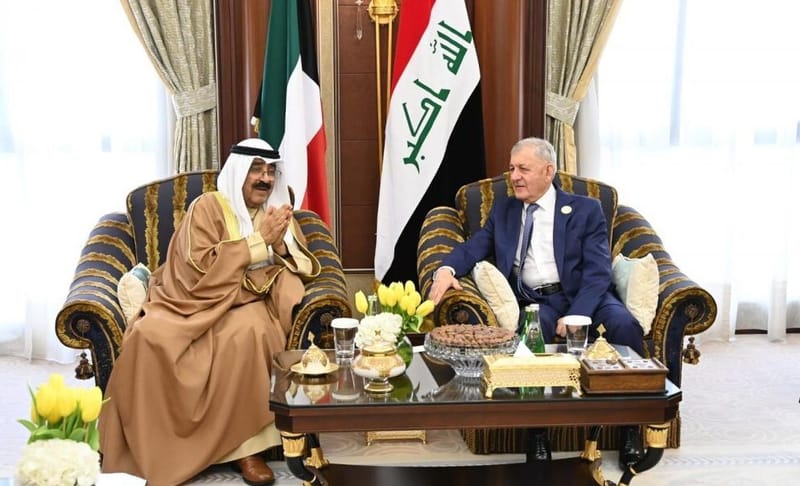 رئيس الجمهورية يحمل لأمير الكويت وولي العهد دعوة شفوية لزيارة العراق