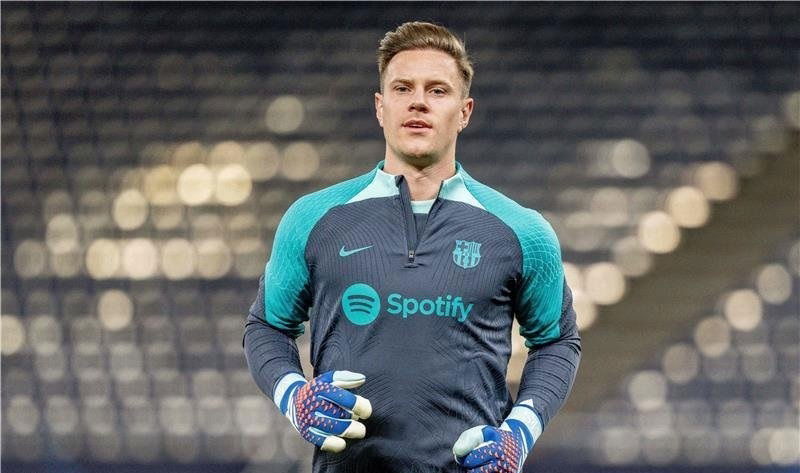 حسم موقف تير شتيجن من مواجهة رايو فاليكانو