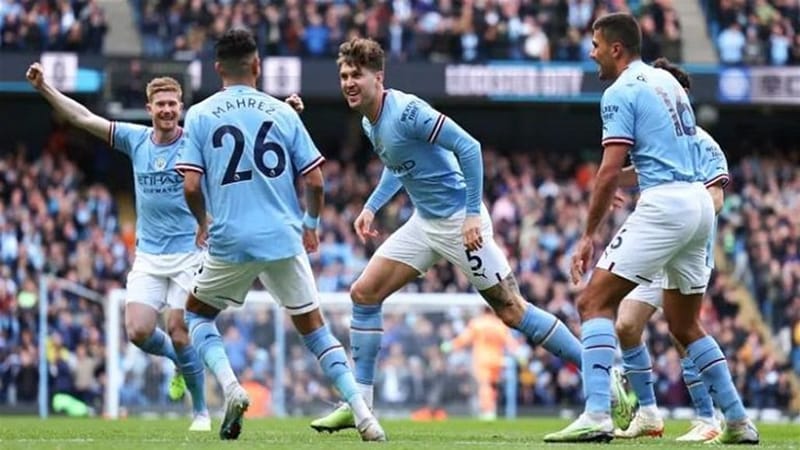 مان سيتي مهدد بالهبوط من الدوري الإنكليزي