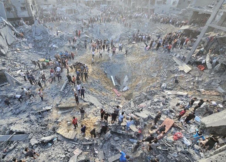 في غضون ساعات.. استشهادد أكثر من 60 فلسطينيًا منذ انتهاء الهدنة