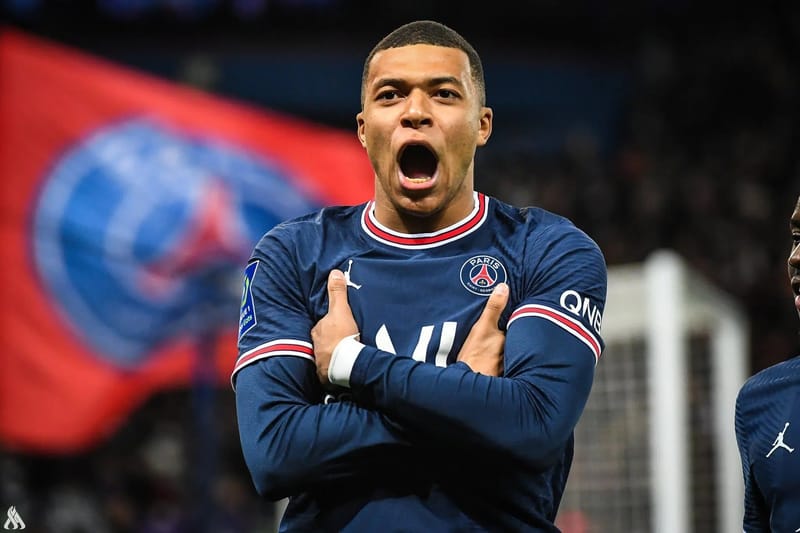 ريال مدريد يضغط على مبابي بعرض أخير