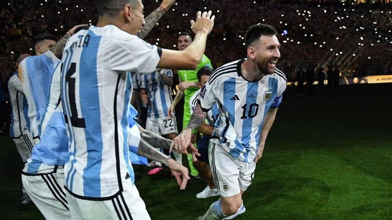 ميسي يتوج بجائزة مجلة تايم الأمريكية لأفضل رياضي في العالم لعام 2023