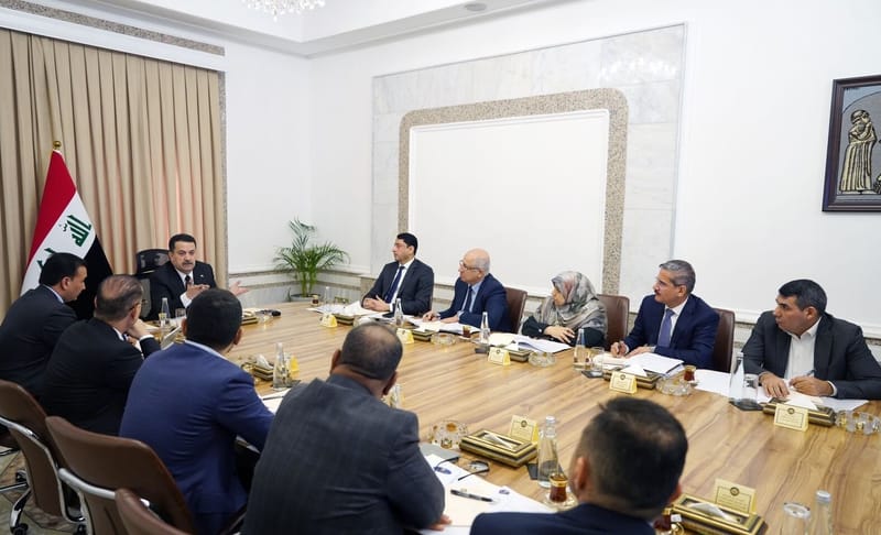 رئيس الوزراء يوجه بإنجاز مشروع الـ1000 مبنى مدرسي نموذجي خلال العام الحالي