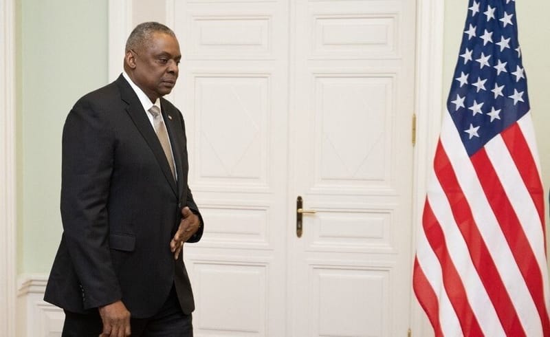 اتهامات للبنتاغون بالتقاعس.. وأوستن يتحمل مسؤولية التكتم على دخوله المستشفى