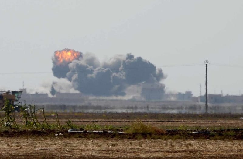 سوريا.. قصف صاروخي على قاعدة حقل العمر النفطي بريف دير الزور