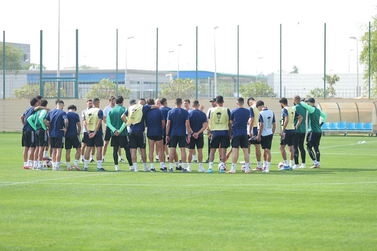 تدريبات المنتخب الوطني مغلقة أمام وسائل الإعلام