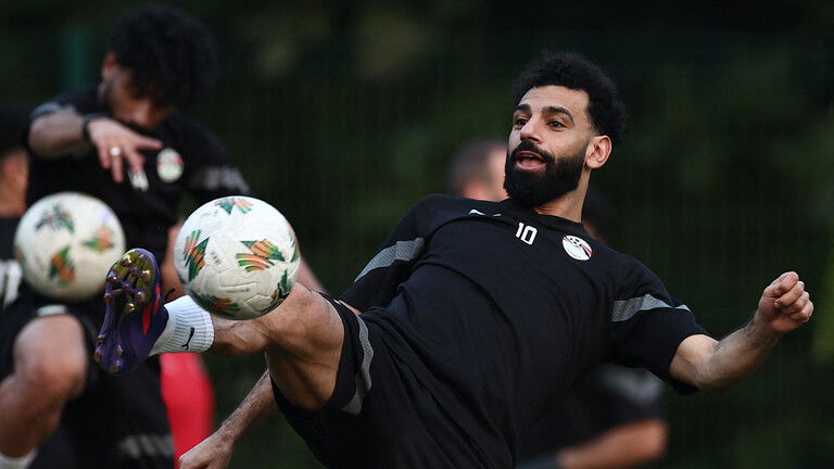 صلاح يتسبب بموقف محرج لأسطورة إنجلترا على خلفية "الأفضل في إفريقيا"