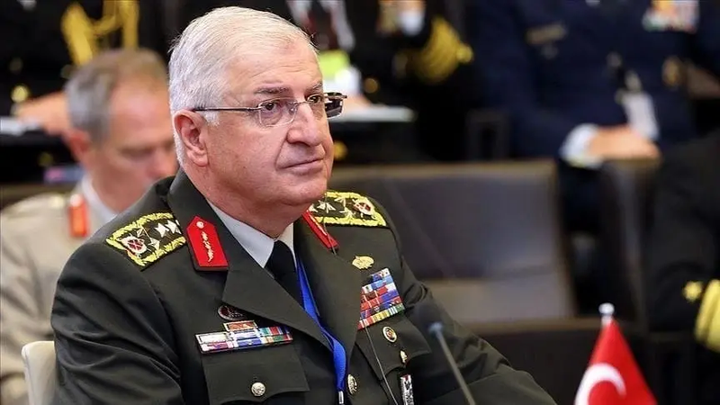 وزير الدفاع التركي يصل إلى بغداد
