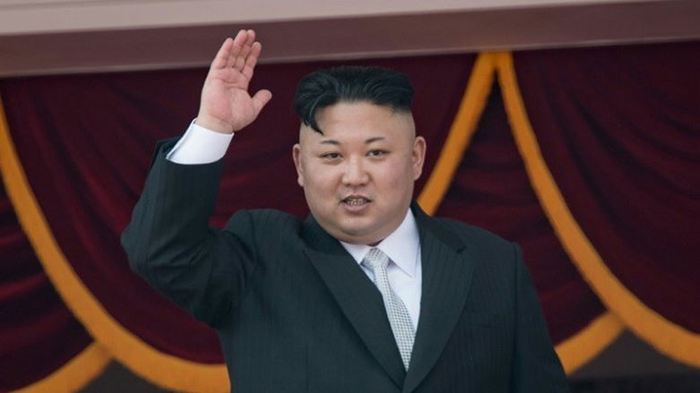 زعيم كوريا الشمالية يشرف على اختبار صاروخ جديد لتعزيز أمن الحدود البحرية لبلاده