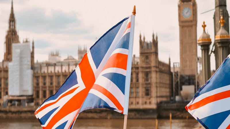 بريطانيا تمدّد فترة بقاء اللاجئين الأوكرانيين على أراضيها 18 شهراً إضافياً