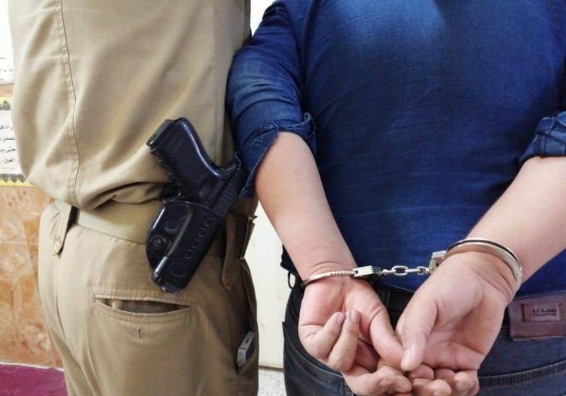 الداخلية: ضبط 2.5 كغم من مادة الكرستال المخدرة في ميسان والقبض على متهمين اثنين