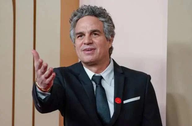 غزة تختطف “الأوسكار” بدبابيس صغيرة على صدور نجوم كبار