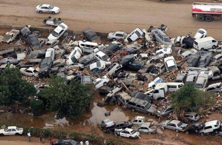 إيران تعلن تجاوز "الخطوط الحمر" في استخراج المياه الجوفية.. ماذا عن الفيضانات؟