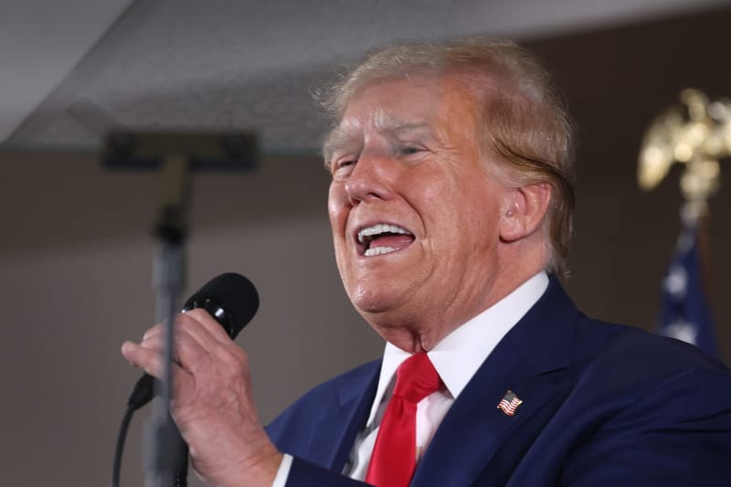 ترامب يشبه إدارة بايدن بـ"جستابو" هتلر