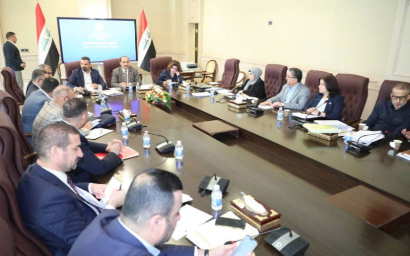 المالية النيابية العراقية تكشف سبب نقص التخصيصات لموازنة 2024