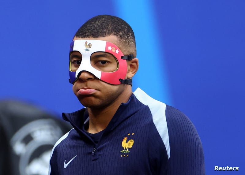 القناع لا يكفي مبابي للمشاركة أمام هولندا