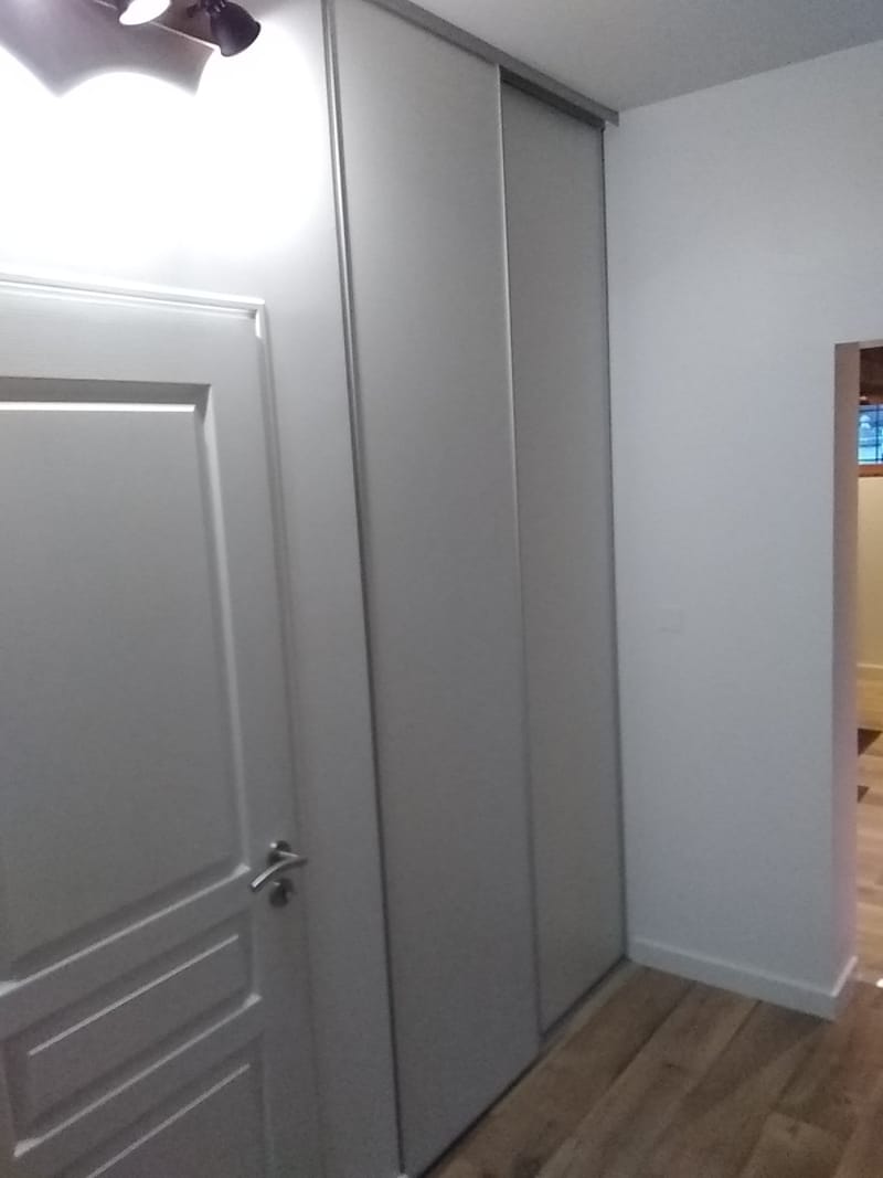 Parquet, penderie, placard et meuble à chaussures
