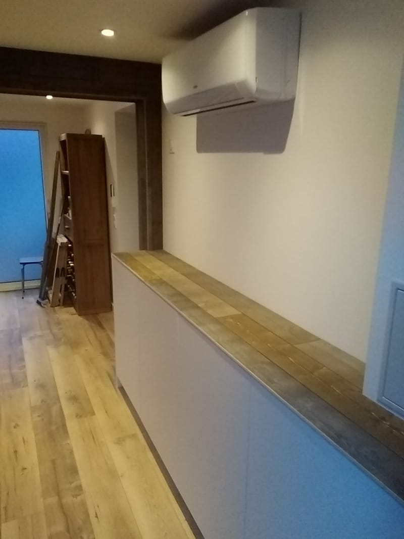 Parquet, penderie, placard et meuble à chaussures