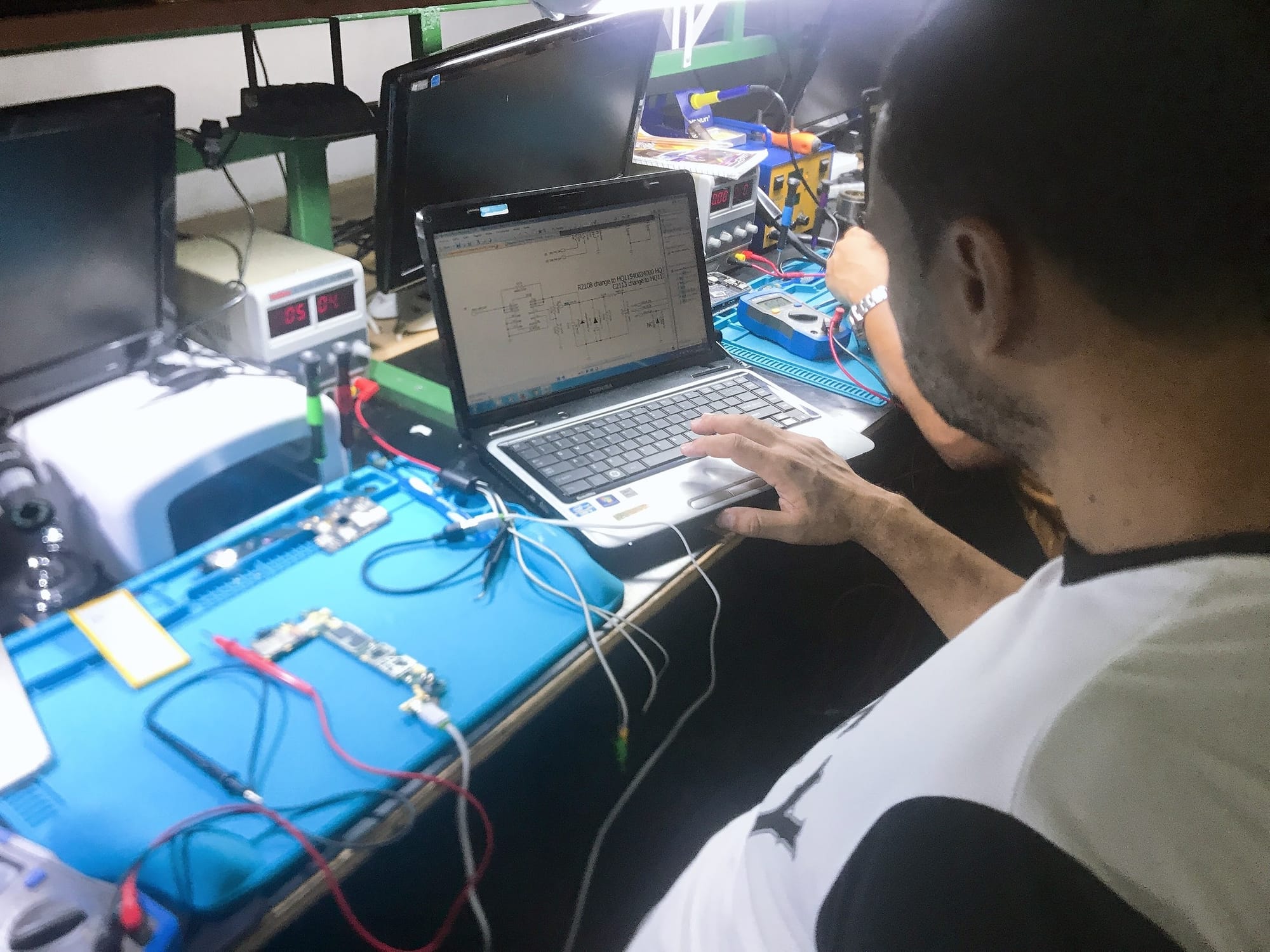 VIDEOS E IMAGENS DE ALGUMAS DAS AULAS DE NOSSO CURSO DE LEITURA DE ESQUEMAS ELÉTRICOS