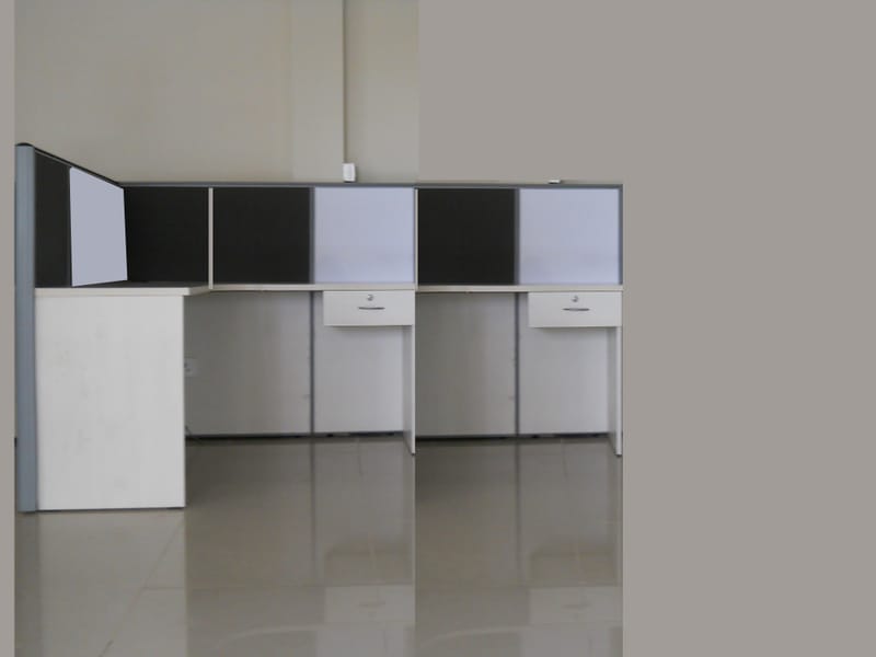 Aluminium frame liner desking