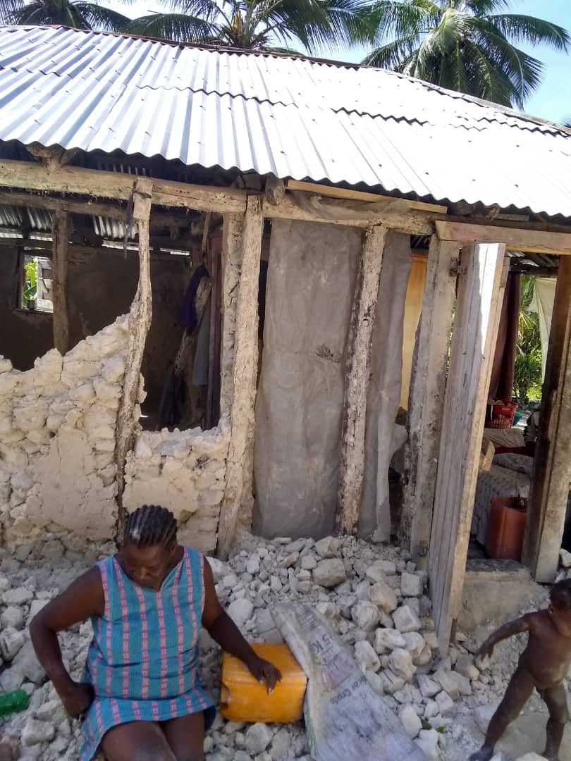 8/17/21 Tricon home damaged by earthquake