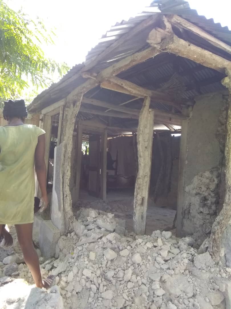 8/17/21 Tricon home damaged by earthquake