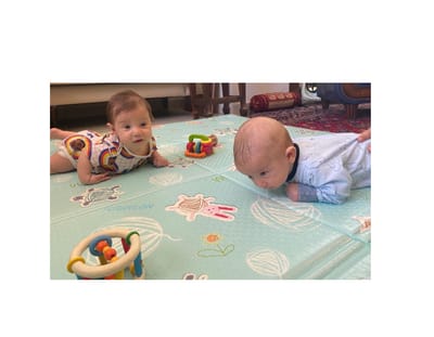 שש סוגי מתנות לתינוק או מתנות ליולדת - צעצועי עץ