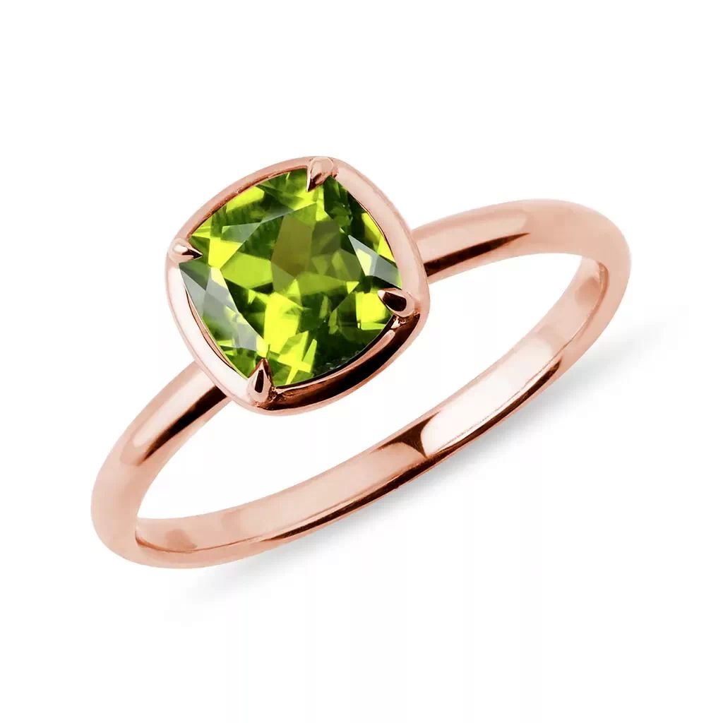 ANILLO CON PERIDOTO