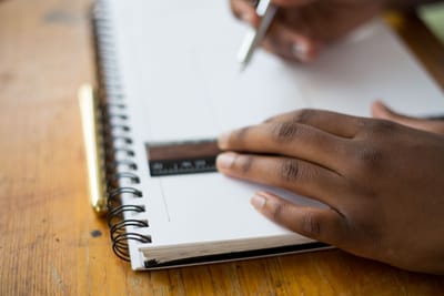 Top Benefits of Selecting the Best Notepad Printing Service
