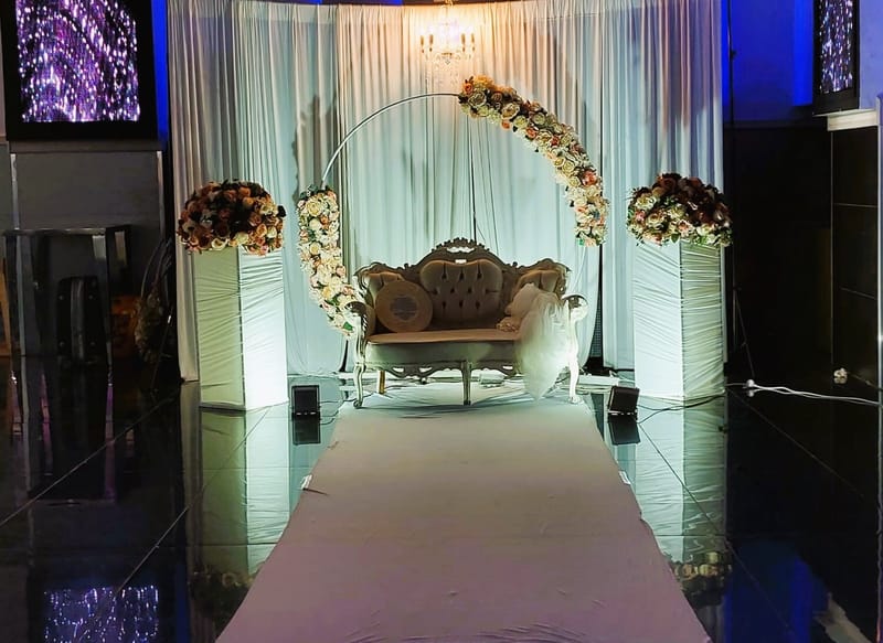 כסא כלה דגם בייסיק - 1200-1500 ש"ח