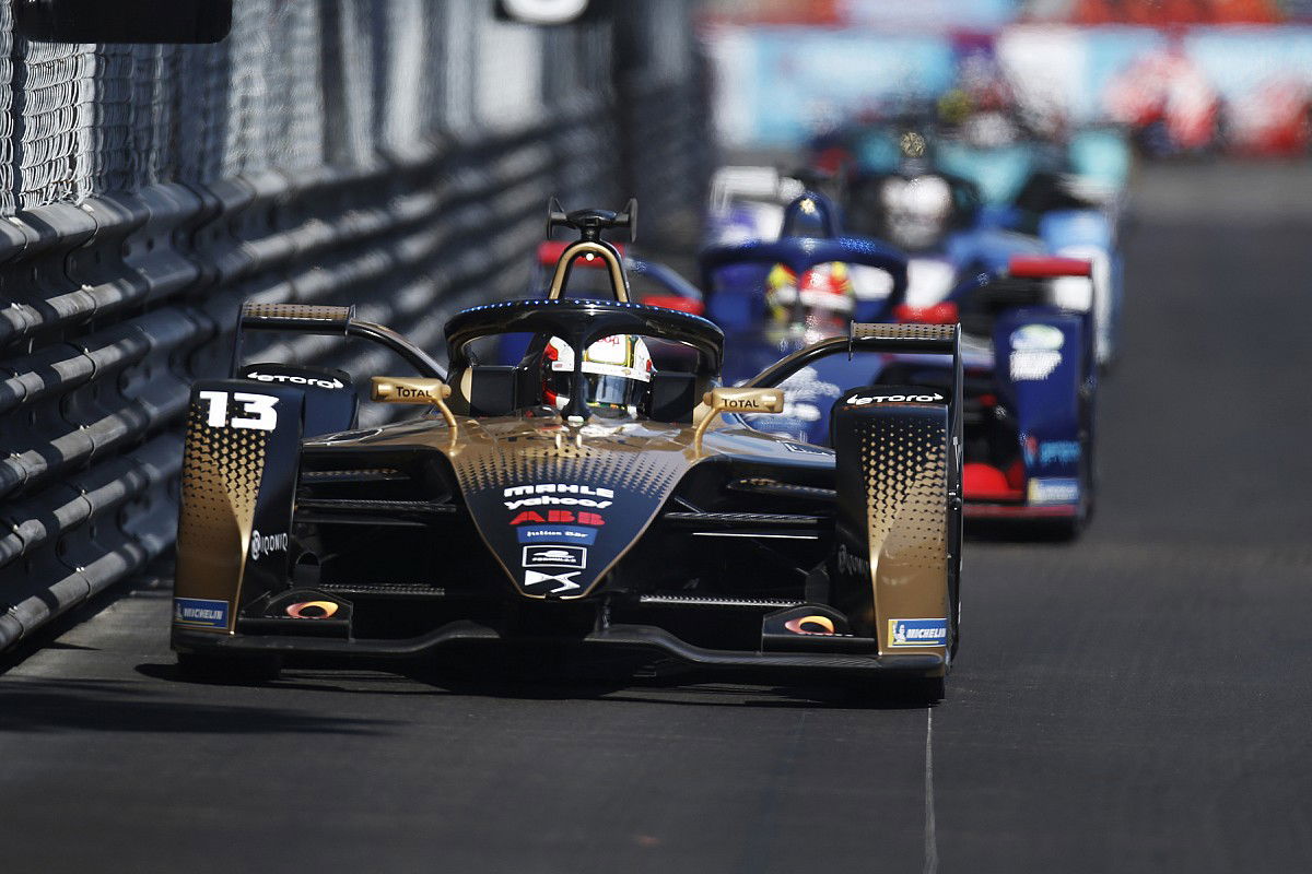 Da Costa Wins Monaco E-Prix Following Last Lap Pass