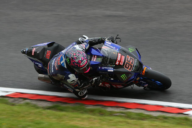 Mackenzie Clinches British Superbike Title At Brands Hatch