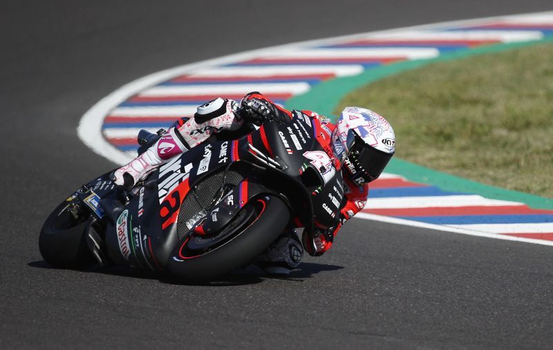 Espargaró Beats Martín For First MotoGP Win For Him & Aprilia