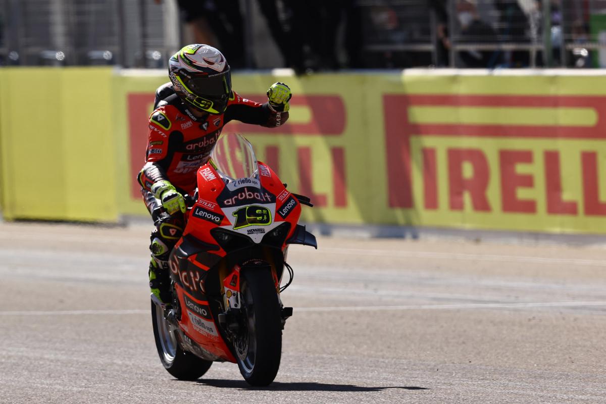 Bautista Takes Sunday Double Win In Aragón