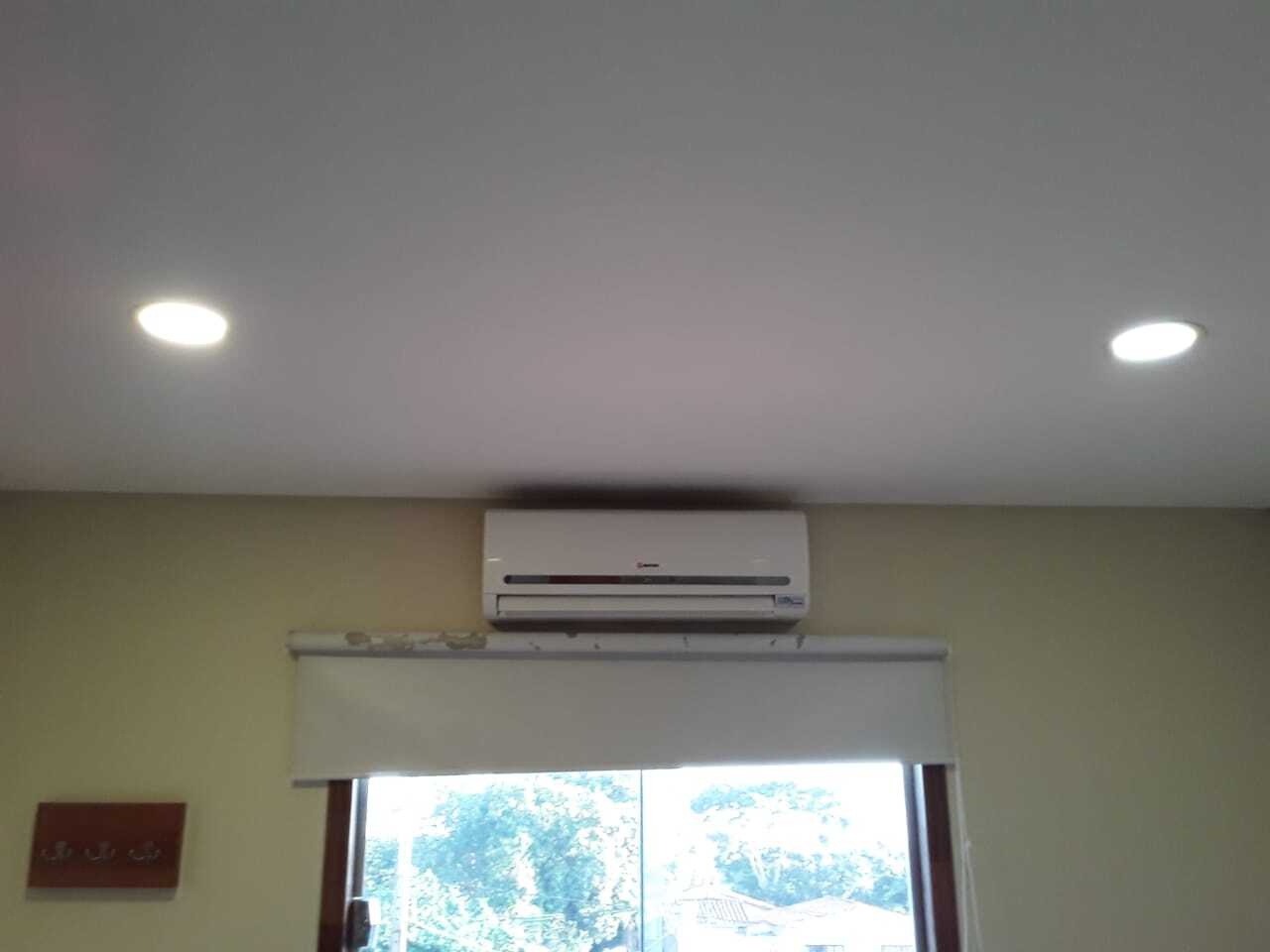 Instalación de equipos Cassette, Piso/Techo y Pared