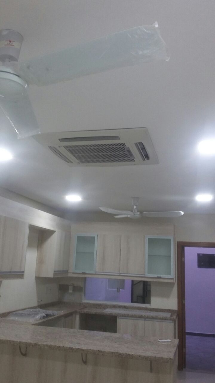 Instalación de equipos de AA Tipo Split- Modelo Cassette