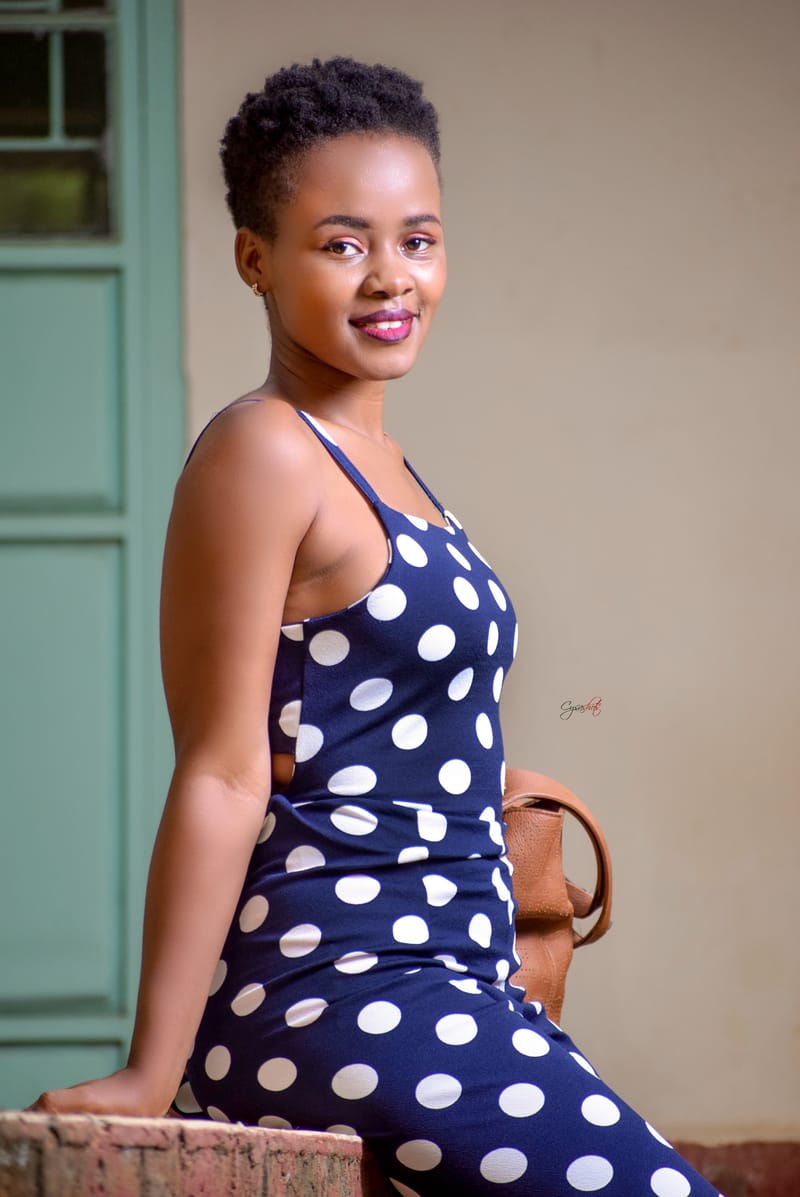 PHOTOSHOOT