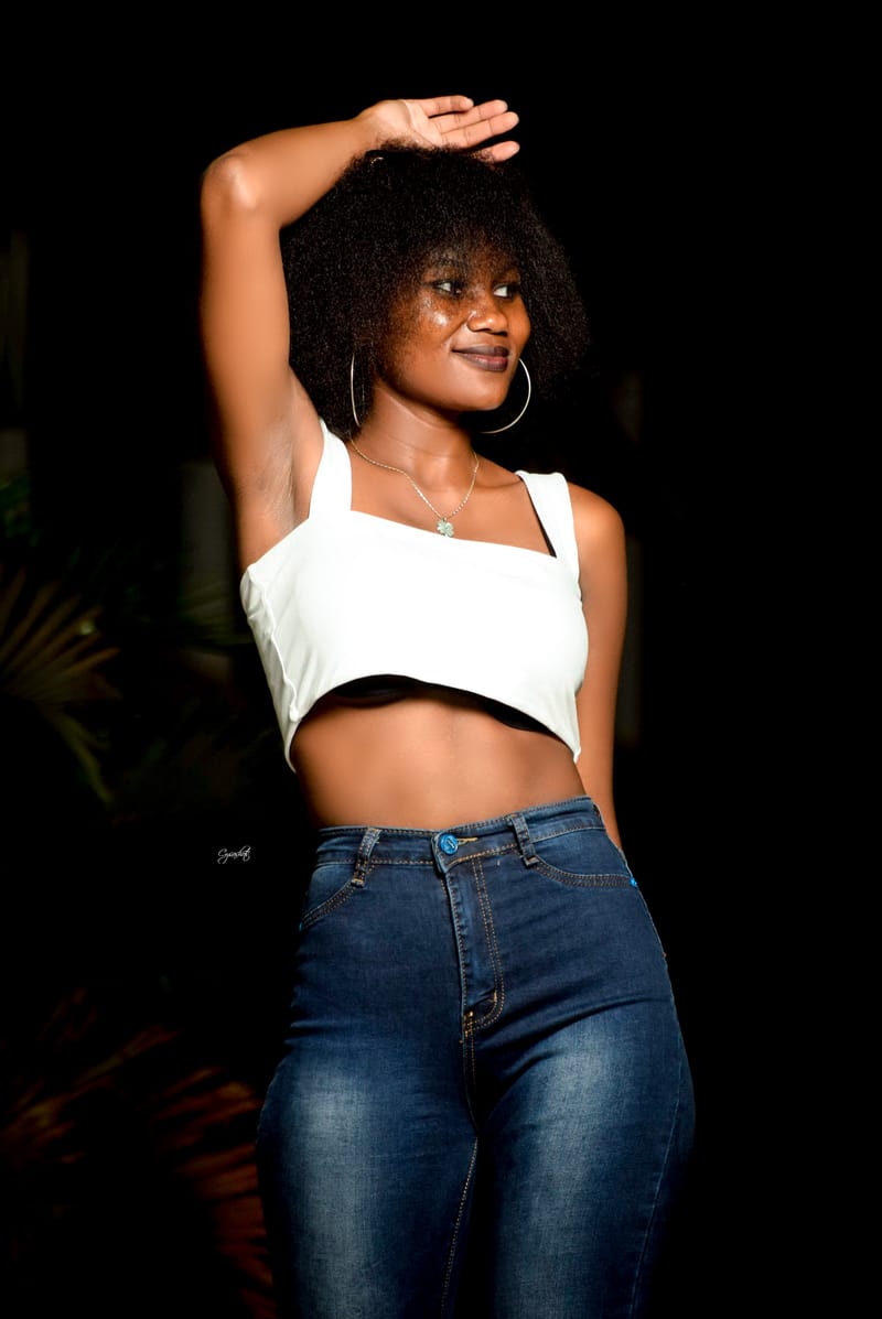 PHOTOSHOOT