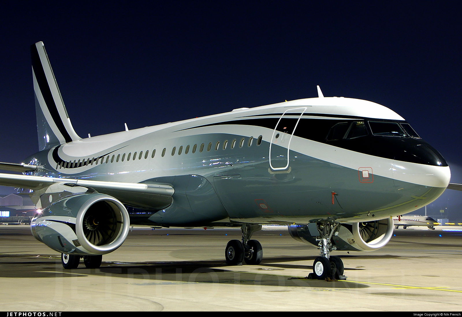 1830 nm Max Range 139 Max Capacity 636 cu ft. Max Baggage