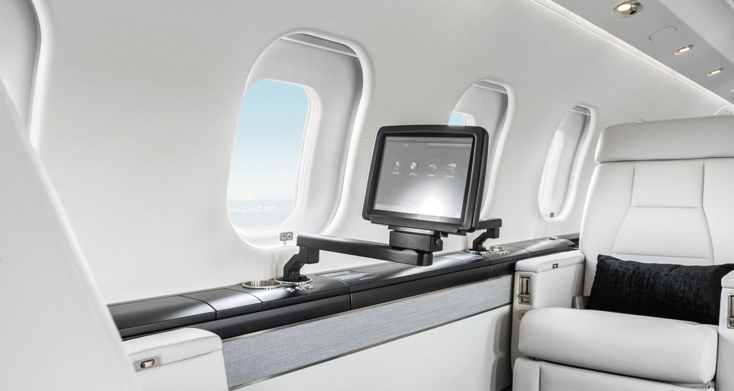 11,000km Max Range 12-14 Max Capacity 195cu Max Baggage