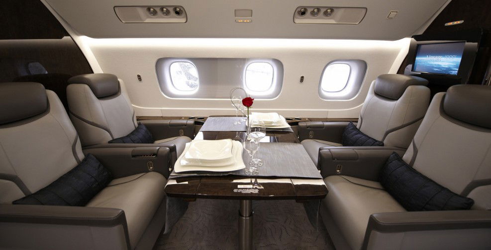 472 kts Cruise Speed 4,600 nm Max Range 19 Max Capacity 443 cu Max Baggage